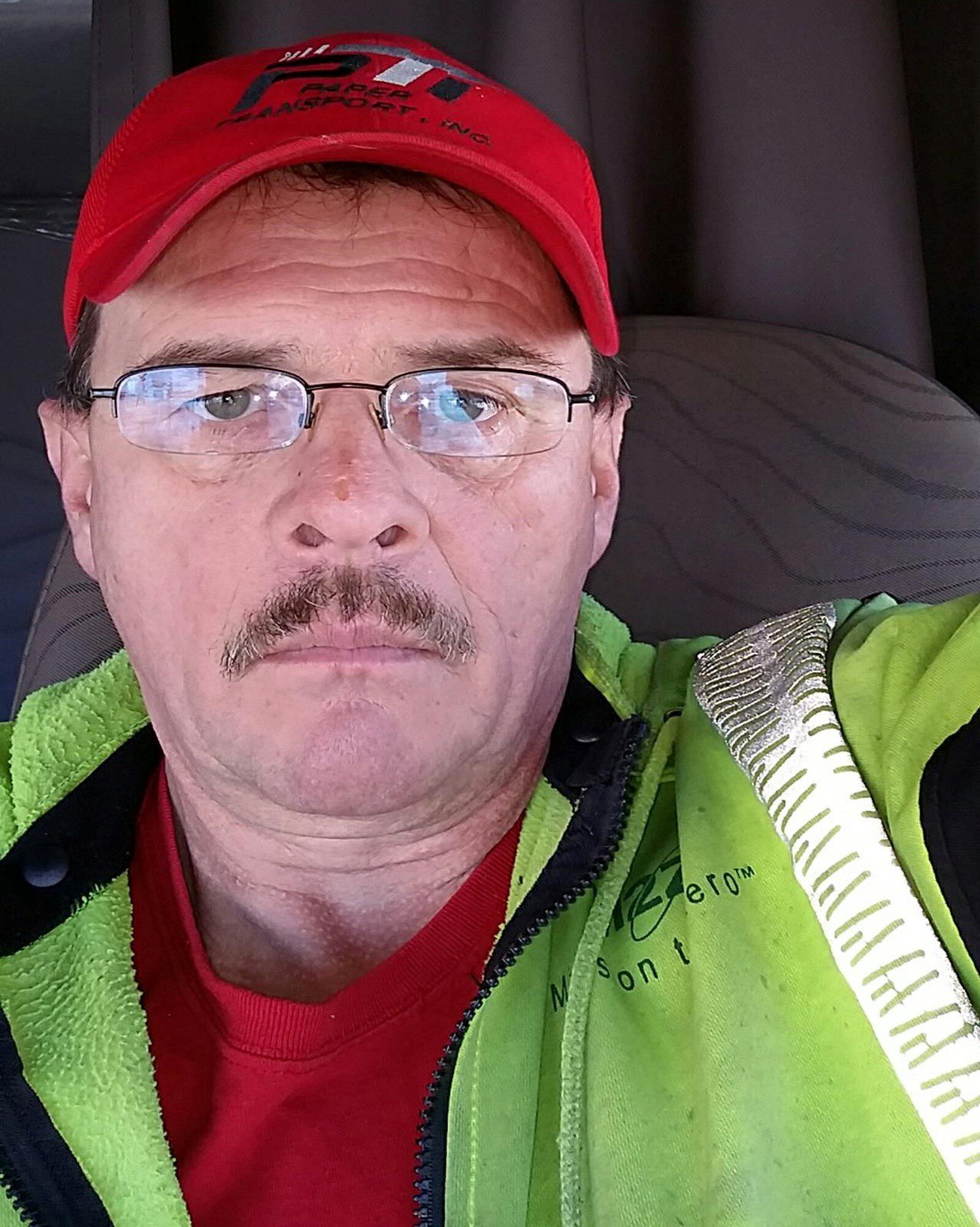 Paper Transport 9 Truck Driving Tips From Experienced Truckers Paper Transport 9 Truck Driving Tips From Experienced Truckers